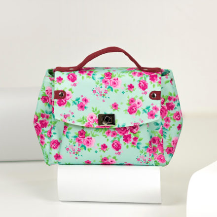 Torebka z zapięciem przekręcanym - jak zamocować zapięcie obrotowe w torebce