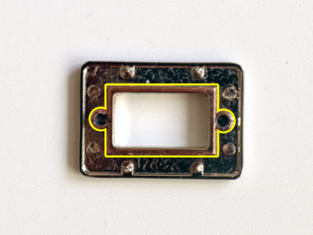 Wycinanie otworu pod zapięcie obrotowe - wariant 1